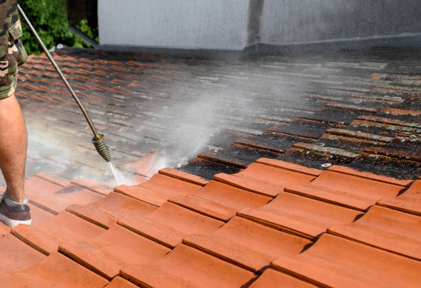 Garage Pressure Washing in Rome City, IN